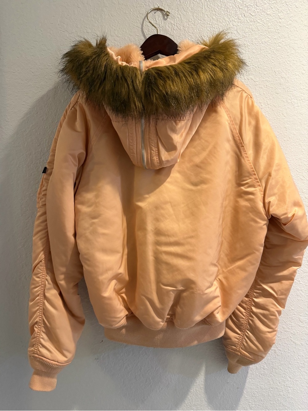 Alpha Industries Peach Bomber Jacket with Faux-Fur Hood - Picture 4 of 7